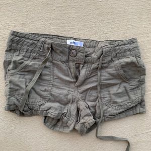 Women’s Green cargo-like shorts